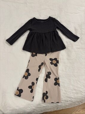 Carter's Charcoal Ribbed 18M Toddler Top and Floral Flared Pants